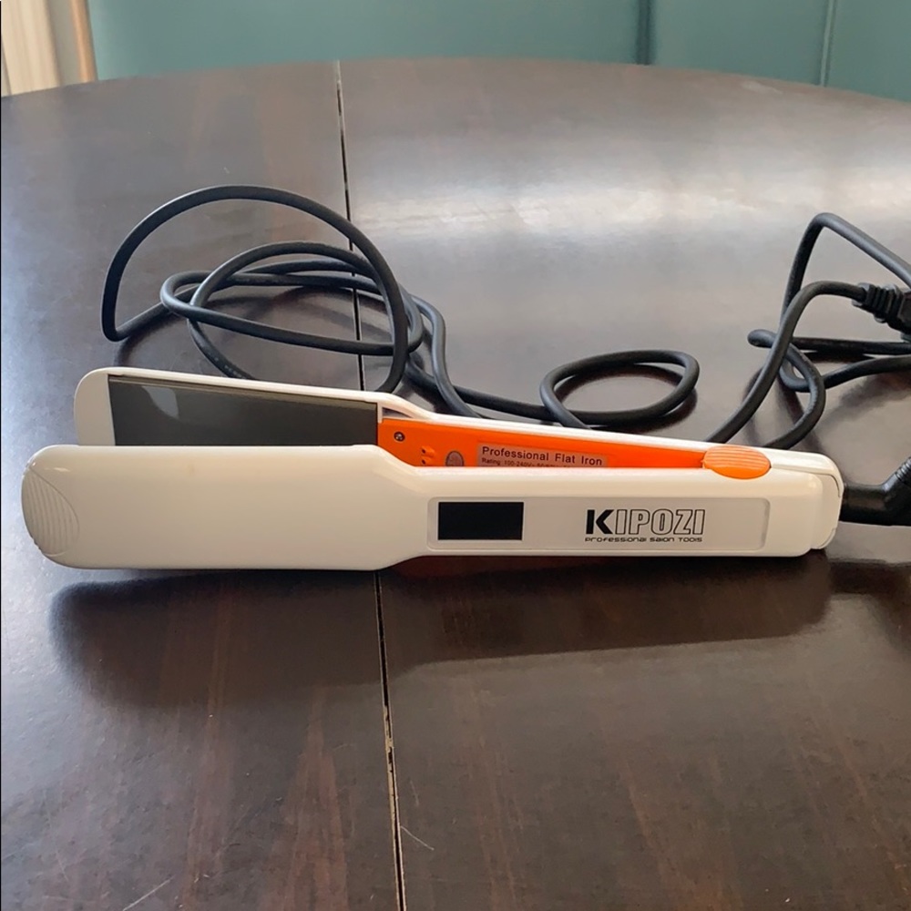 Kipozi Flat iron